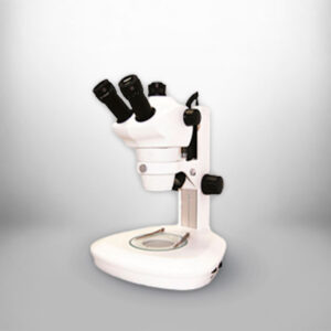 microscopio estereo trinocular
